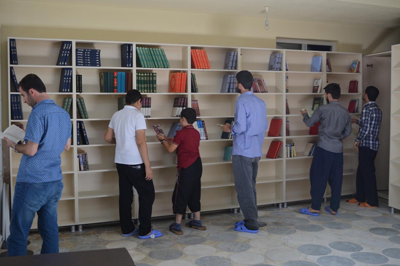 Selimiye Cami Kütüphanesine bin kitap yardımı yapıldı